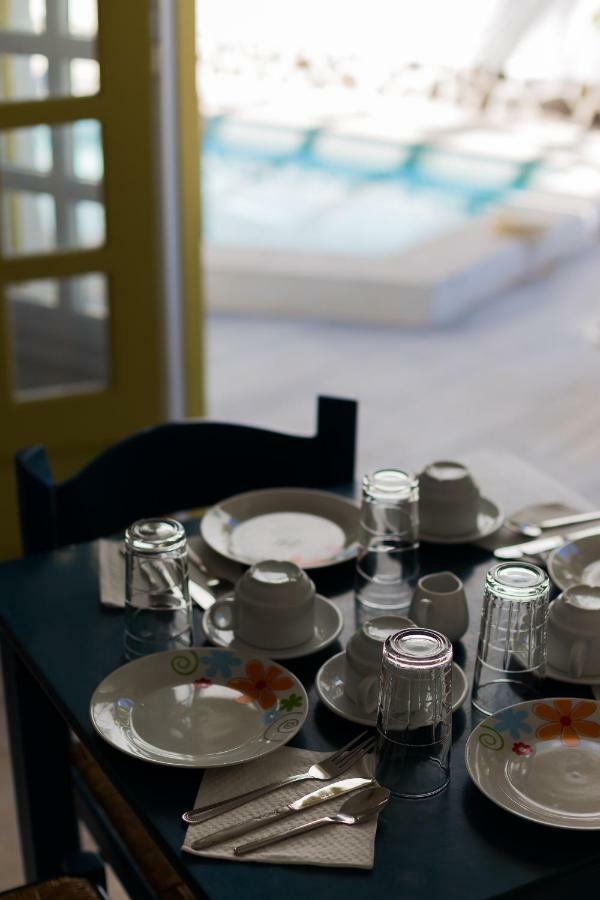 Sunny Days Hotel Fíra Kültér fotó